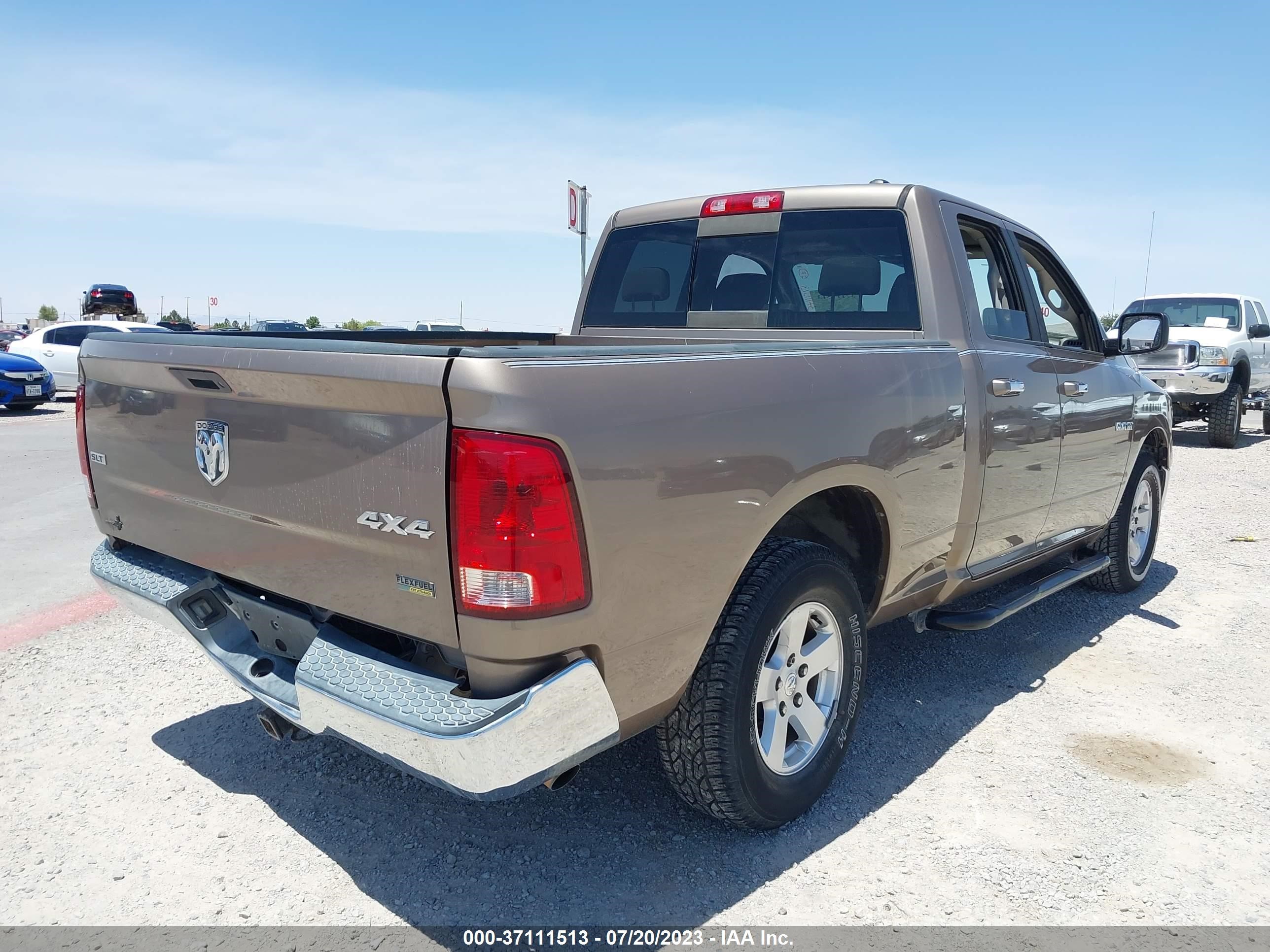 Photo 3 VIN: 1D7RV1GP0AS129515 - DODGE RAM 