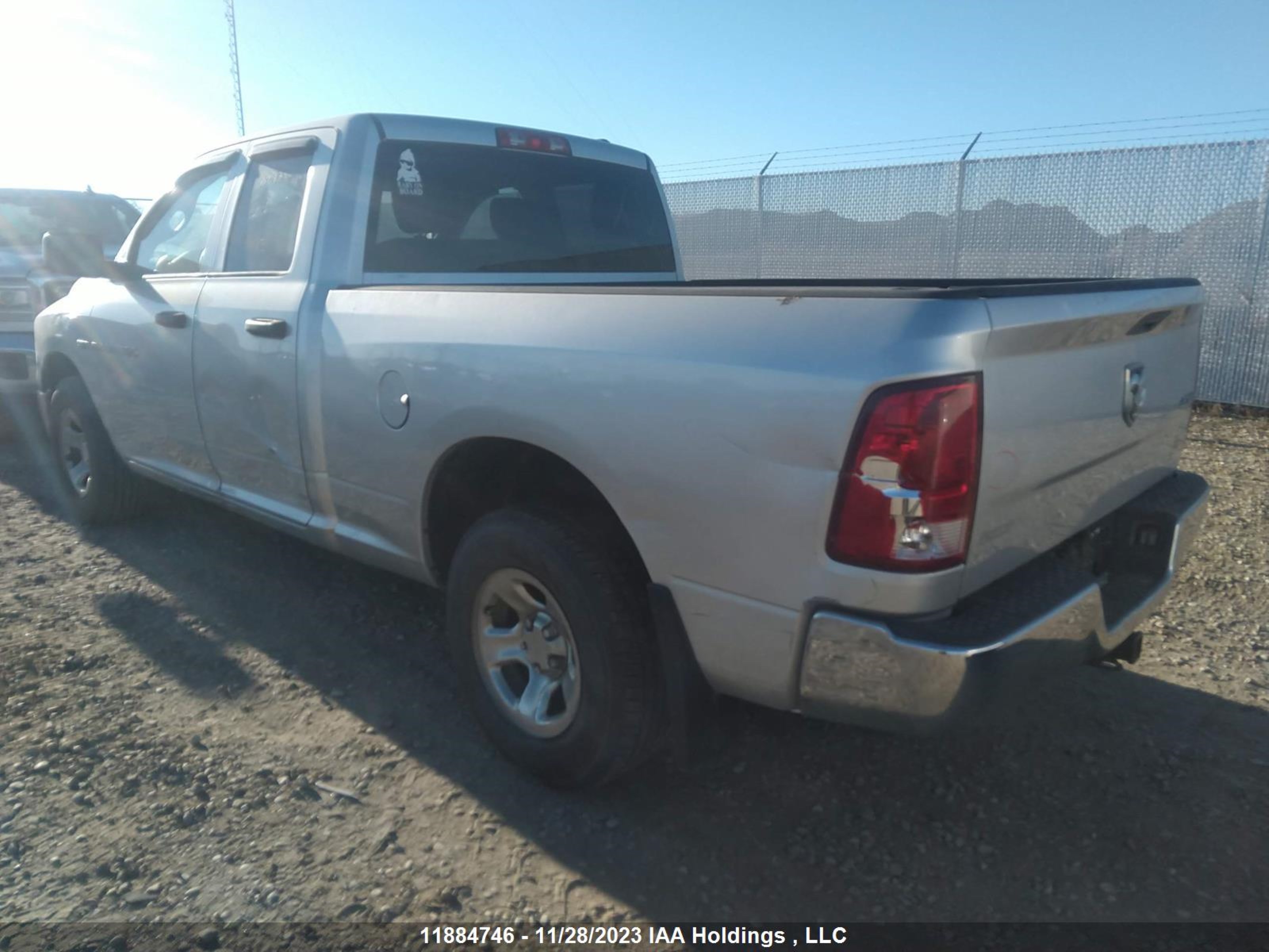 Photo 2 VIN: 1D7RV1GT3BS624743 - DODGE RAM 