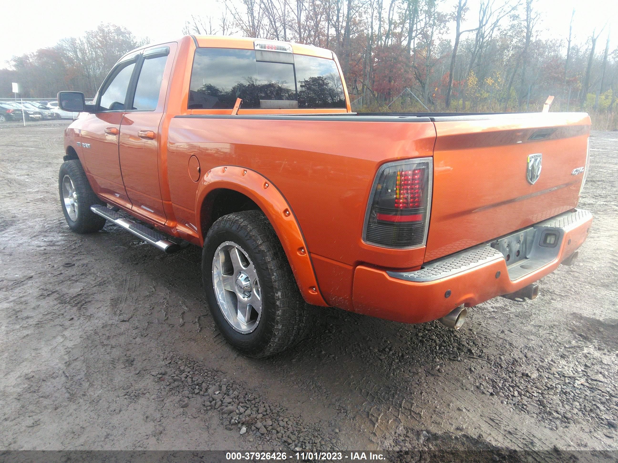 Photo 2 VIN: 1D7RV1GT8AS176580 - DODGE RAM 