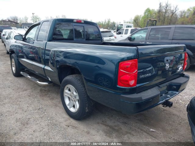 Photo 2 VIN: 1D7RW3BK5BS563113 - RAM DAKOTA 