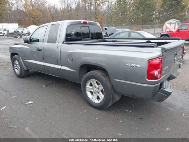 Photo 2 VIN: 1D7RW3BP8BS620075 - RAM DAKOTA 