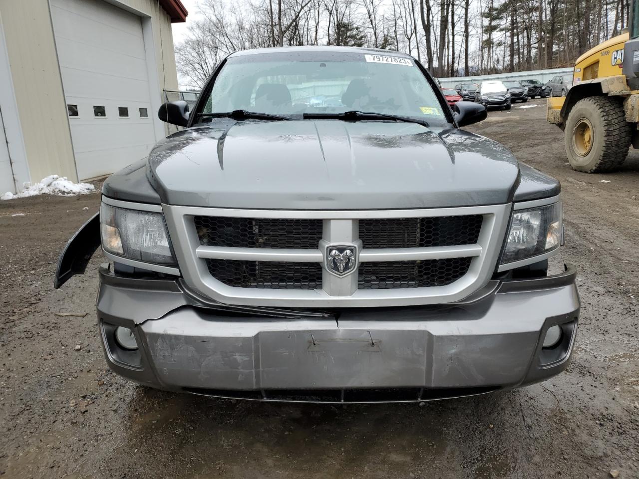 Photo 4 VIN: 1D7RW3GK3BS673800 - DODGE DAKOTA 