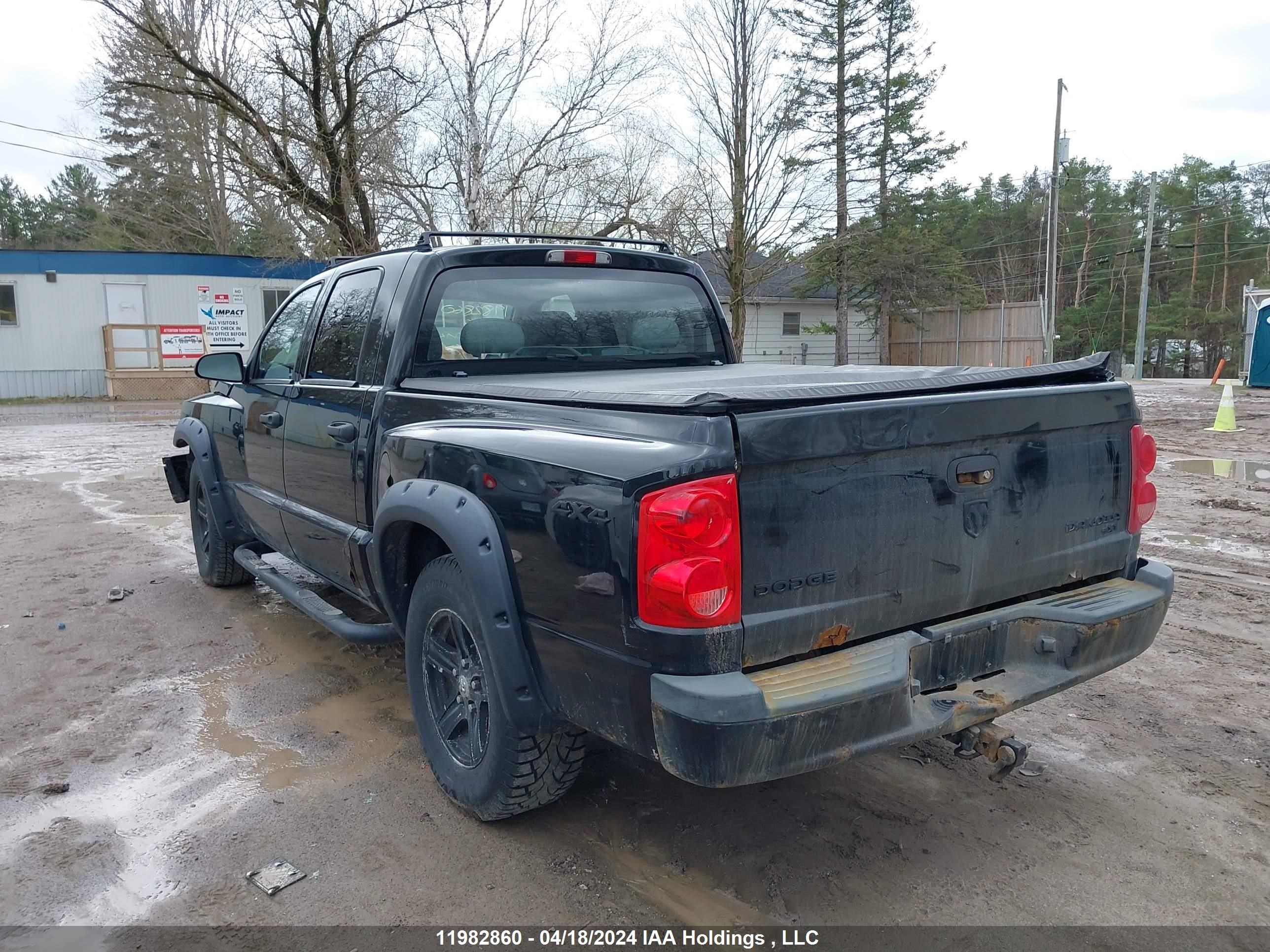 Photo 2 VIN: 1D7RW3GK7BS649824 - DODGE DAKOTA 