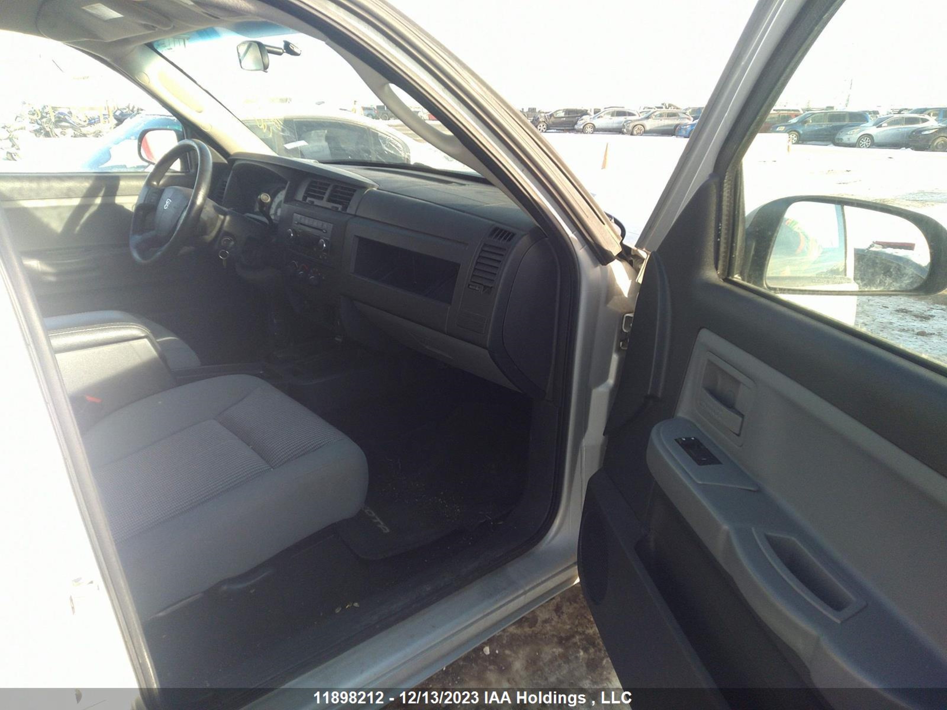 Photo 4 VIN: 1D7RW3GP5BS623394 - DODGE DAKOTA 