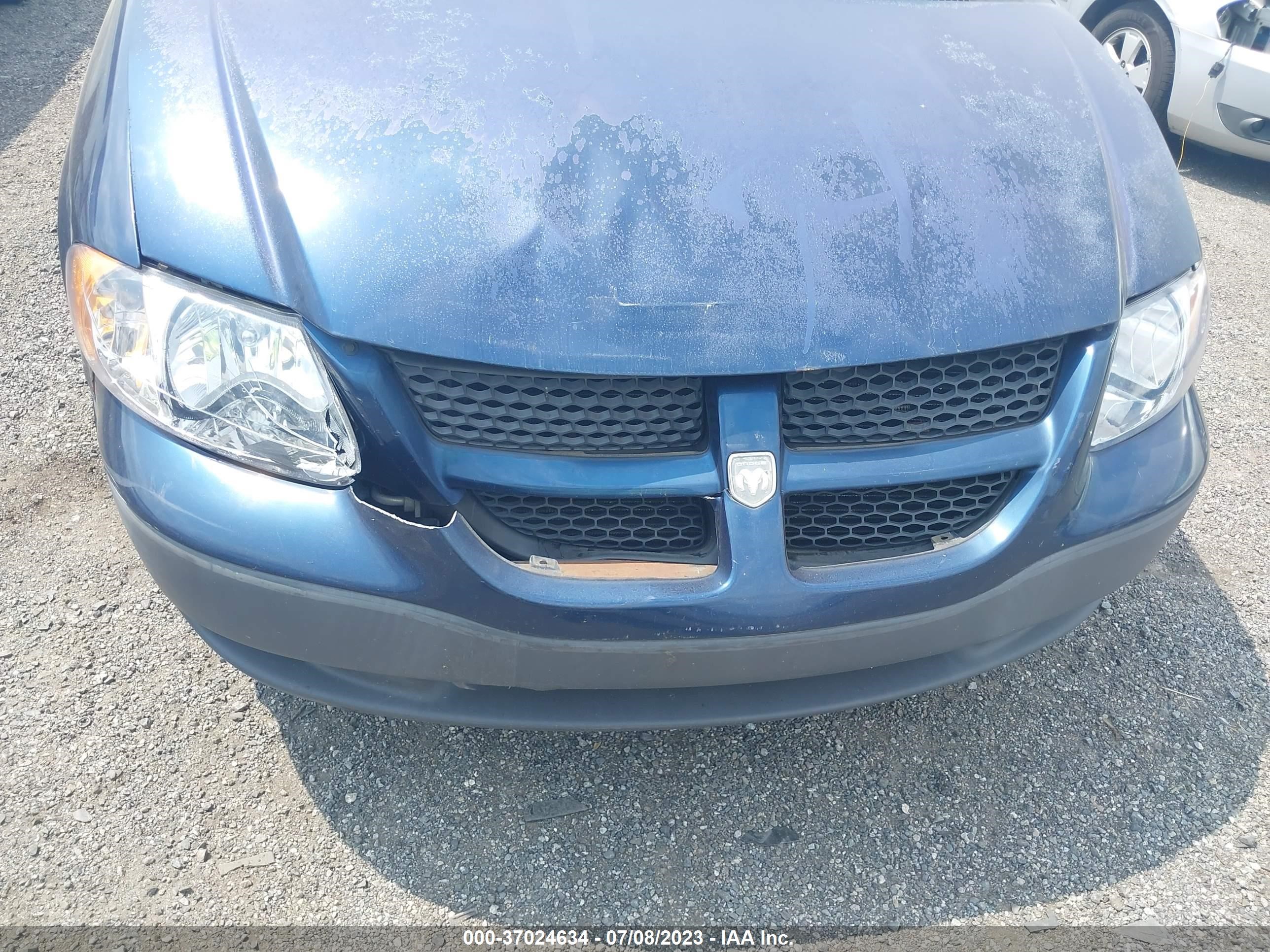 Photo 5 VIN: 1D8GP25393B169436 - DODGE CARAVAN 