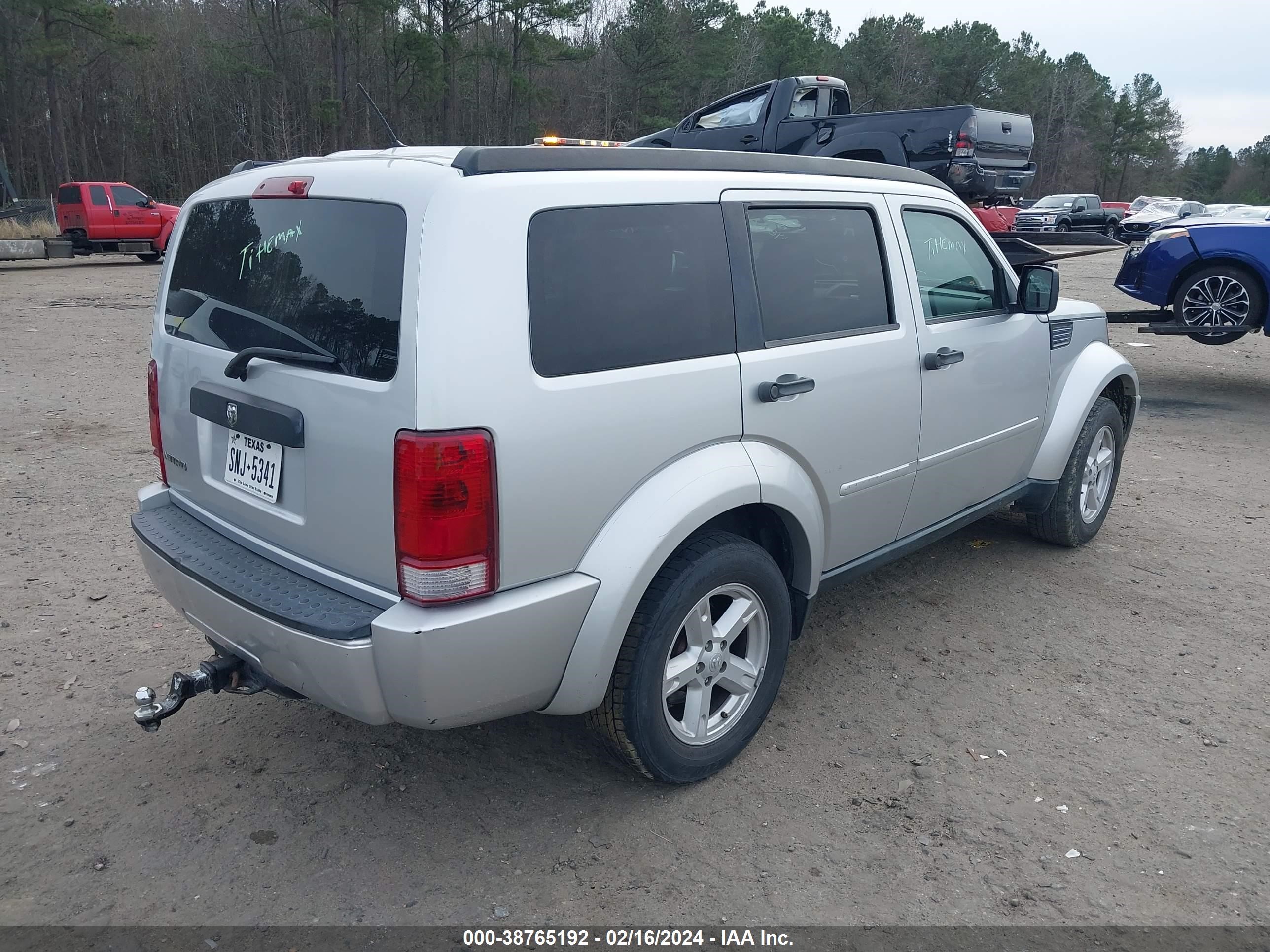 Photo 3 VIN: 1D8GT28K87W723630 - DODGE NITRO 