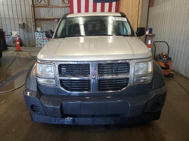 Photo 4 VIN: 1D8GT28K98W146463 - DODGE NITRO SXT 