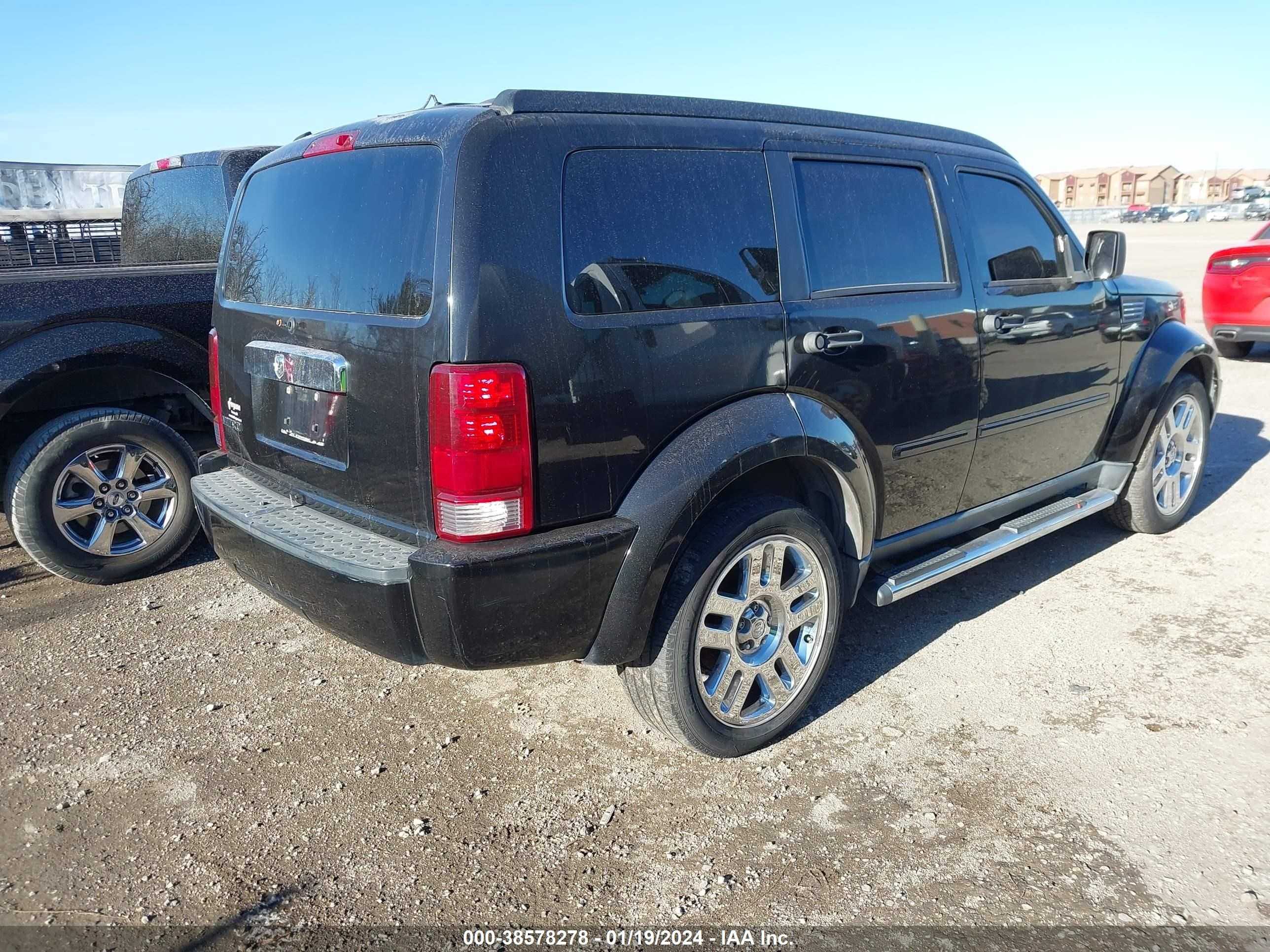 Photo 3 VIN: 1D8GT58K88W150487 - DODGE NITRO 