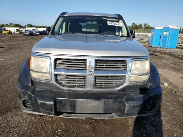 Photo 4 VIN: 1D8GU28K07W728656 - DODGE NITRO SXT 