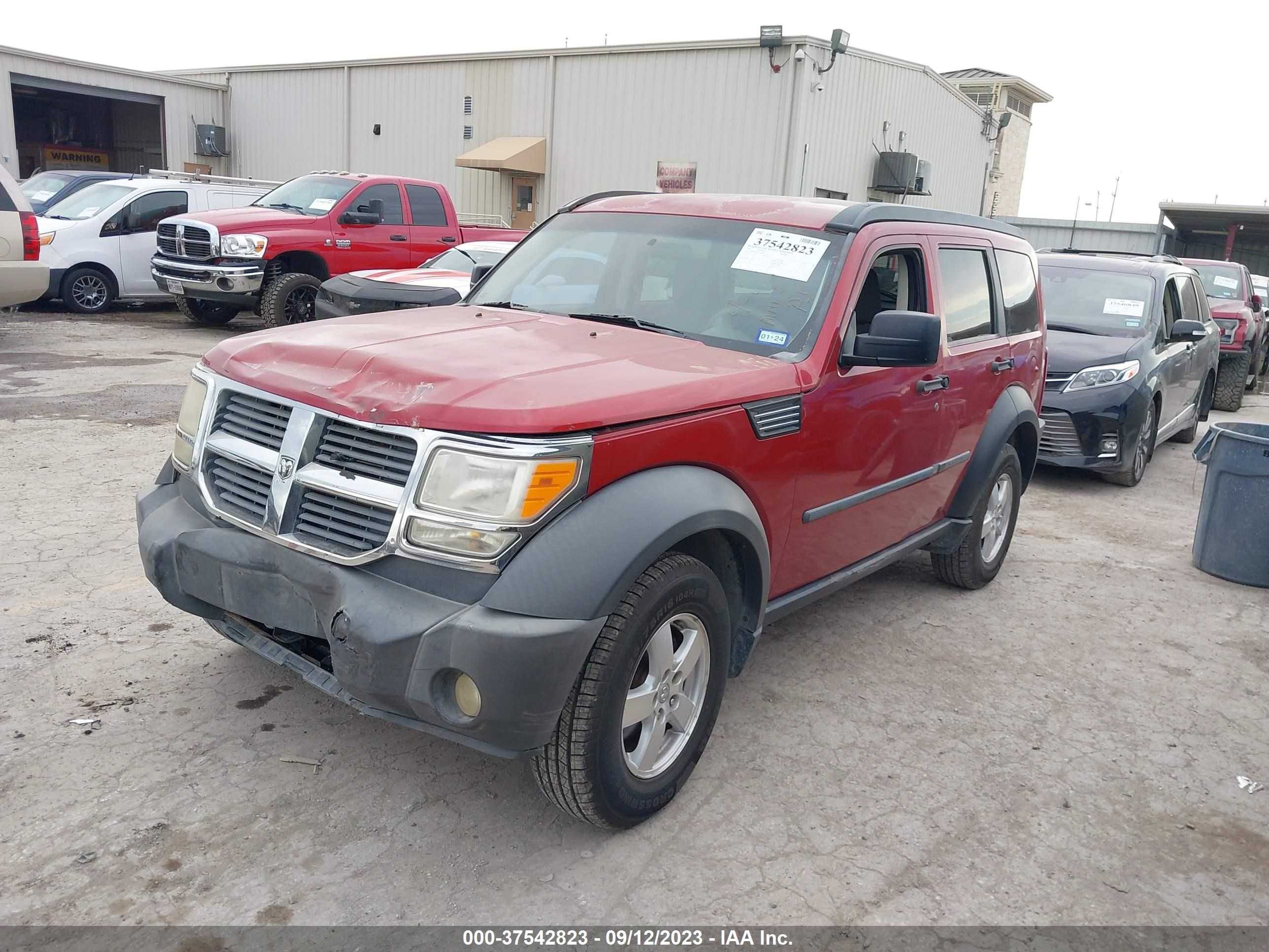 Photo 1 VIN: 1D8GU28K17W640408 - DODGE NITRO 