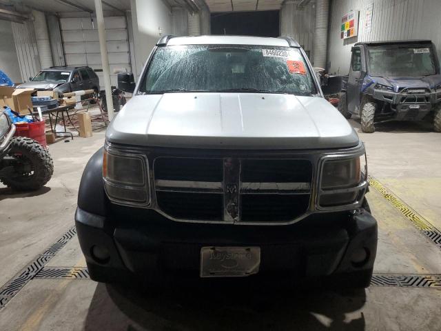 Photo 4 VIN: 1D8GU28K17W661095 - DODGE NITRO SXT 