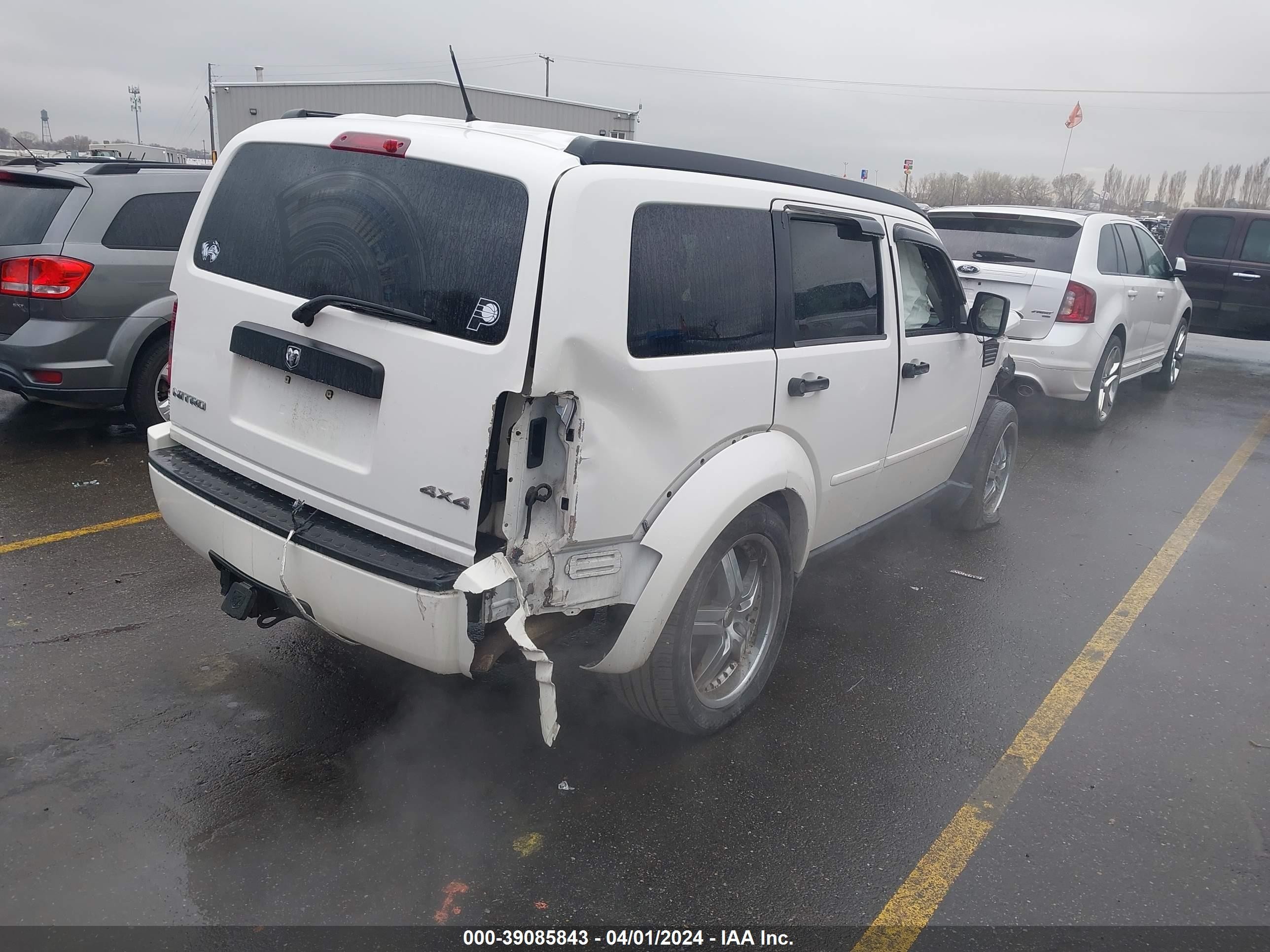 Photo 3 VIN: 1D8GU28K27W659937 - DODGE NITRO 