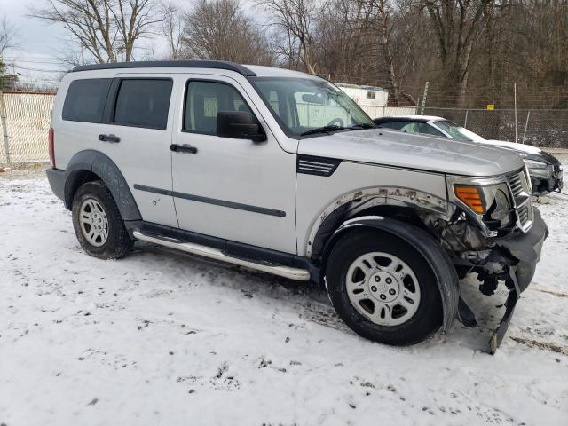 Photo 3 VIN: 1D8GU28K48W101394 - DODGE NITRO SXT 