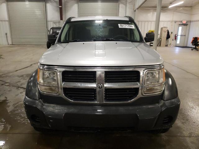 Photo 4 VIN: 1D8GU28K57W685710 - DODGE NITRO SXT 