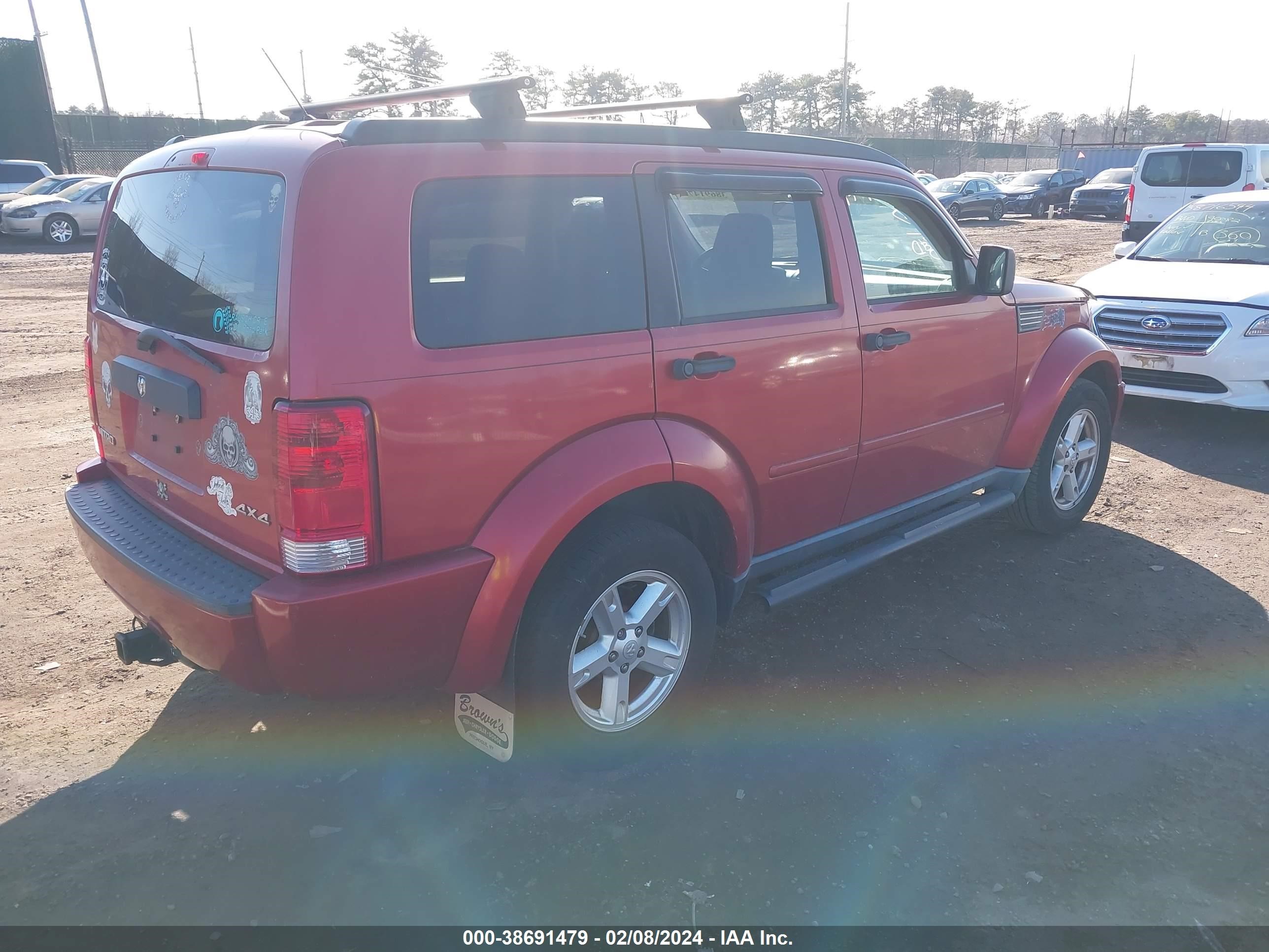 Photo 3 VIN: 1D8GU28K68W209340 - DODGE NITRO 