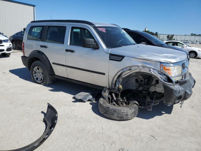 Photo 3 VIN: 1D8GU28K78W117556 - DODGE NITRO 