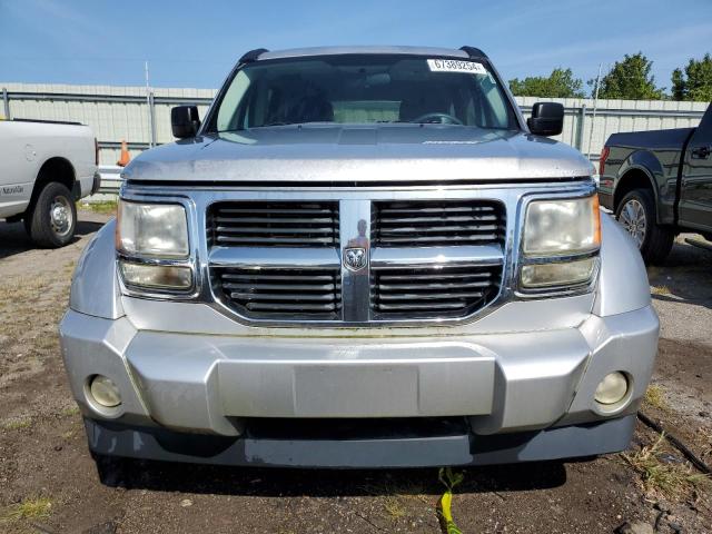 Photo 4 VIN: 1D8GU28K78W128380 - DODGE NITRO SXT 