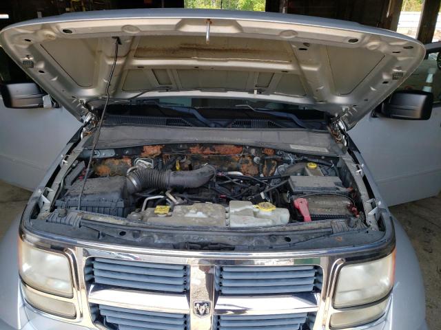 Photo 11 VIN: 1D8GU28K78W209332 - DODGE NITRO 