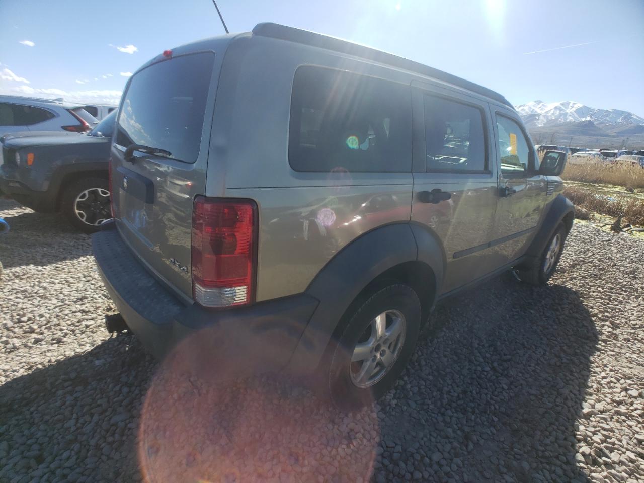 Photo 2 VIN: 1D8GU28K97W554487 - DODGE NITRO 