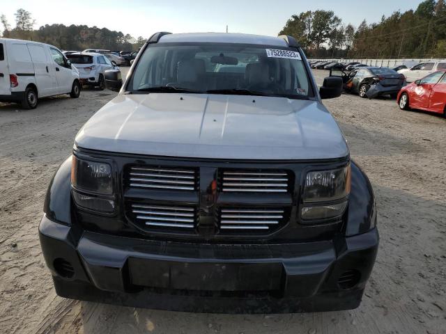 Photo 4 VIN: 1D8GU28KX7W673312 - DODGE NITRO 