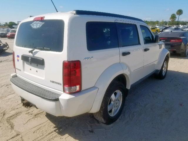 Photo 3 VIN: 1D8GU28KX9W522019 - DODGE NITRO SE 