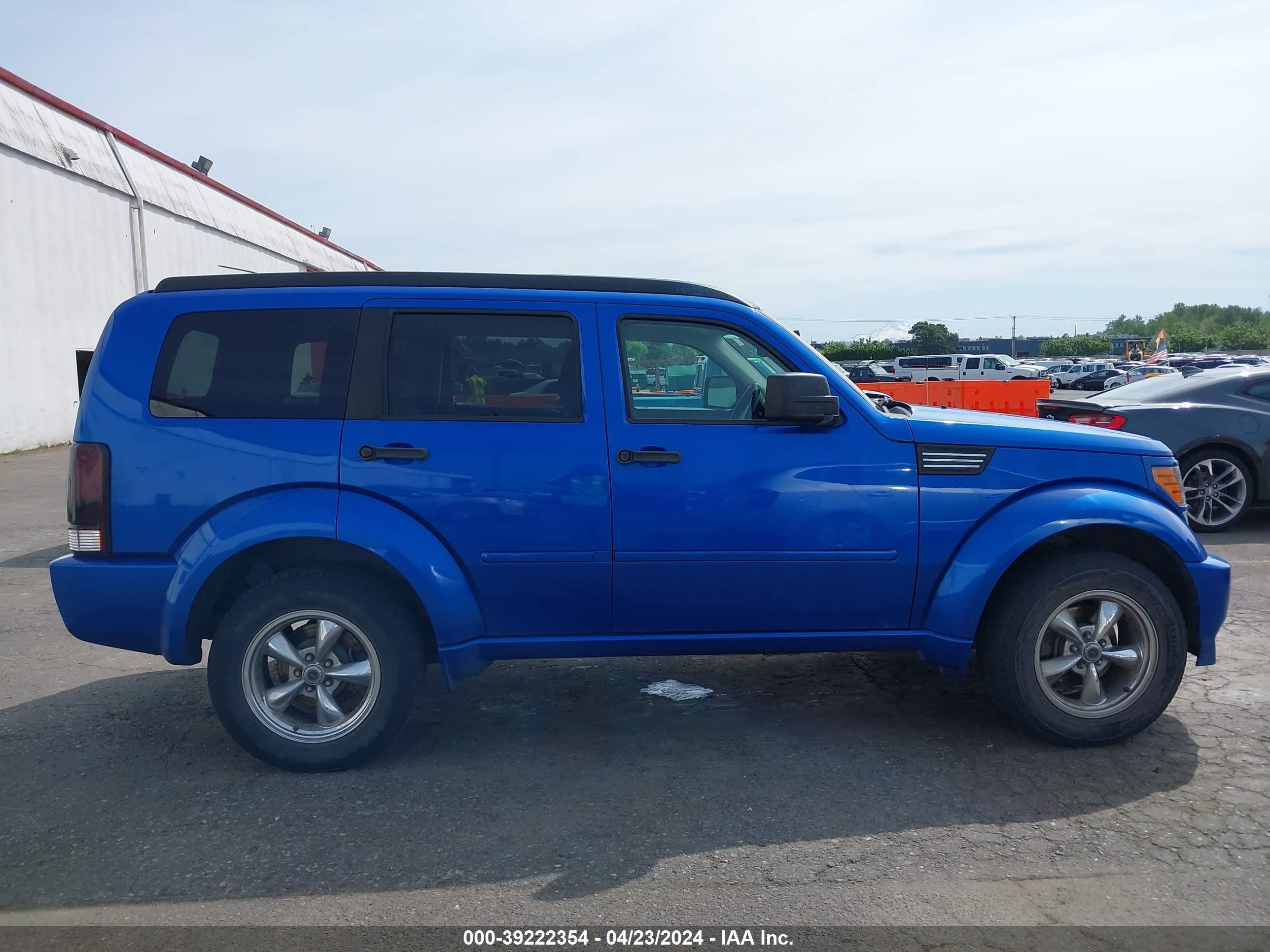 Photo 12 VIN: 1D8GU58637W626370 - DODGE NITRO 