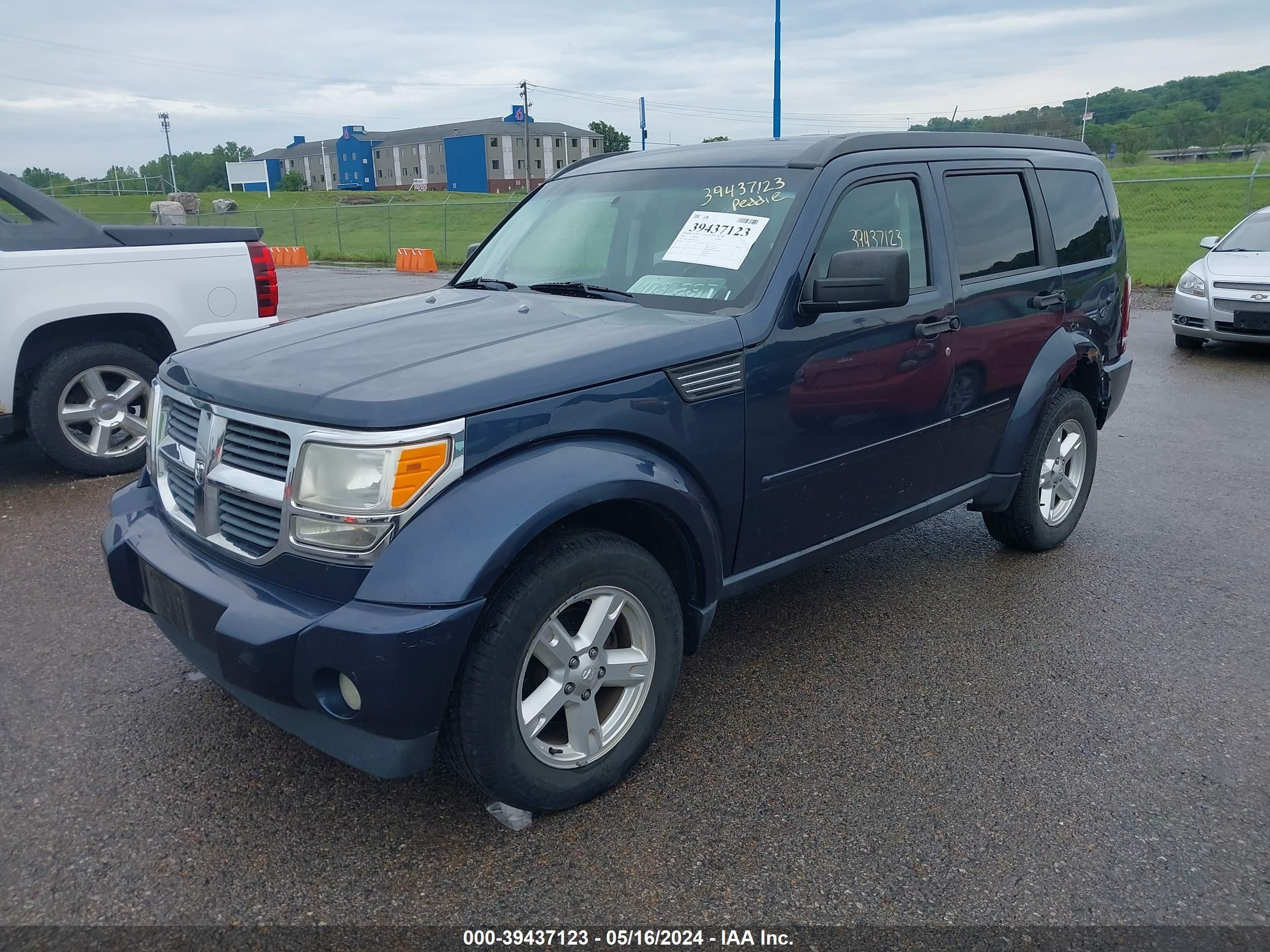 Photo 1 VIN: 1D8GU58K88W116658 - DODGE NITRO 