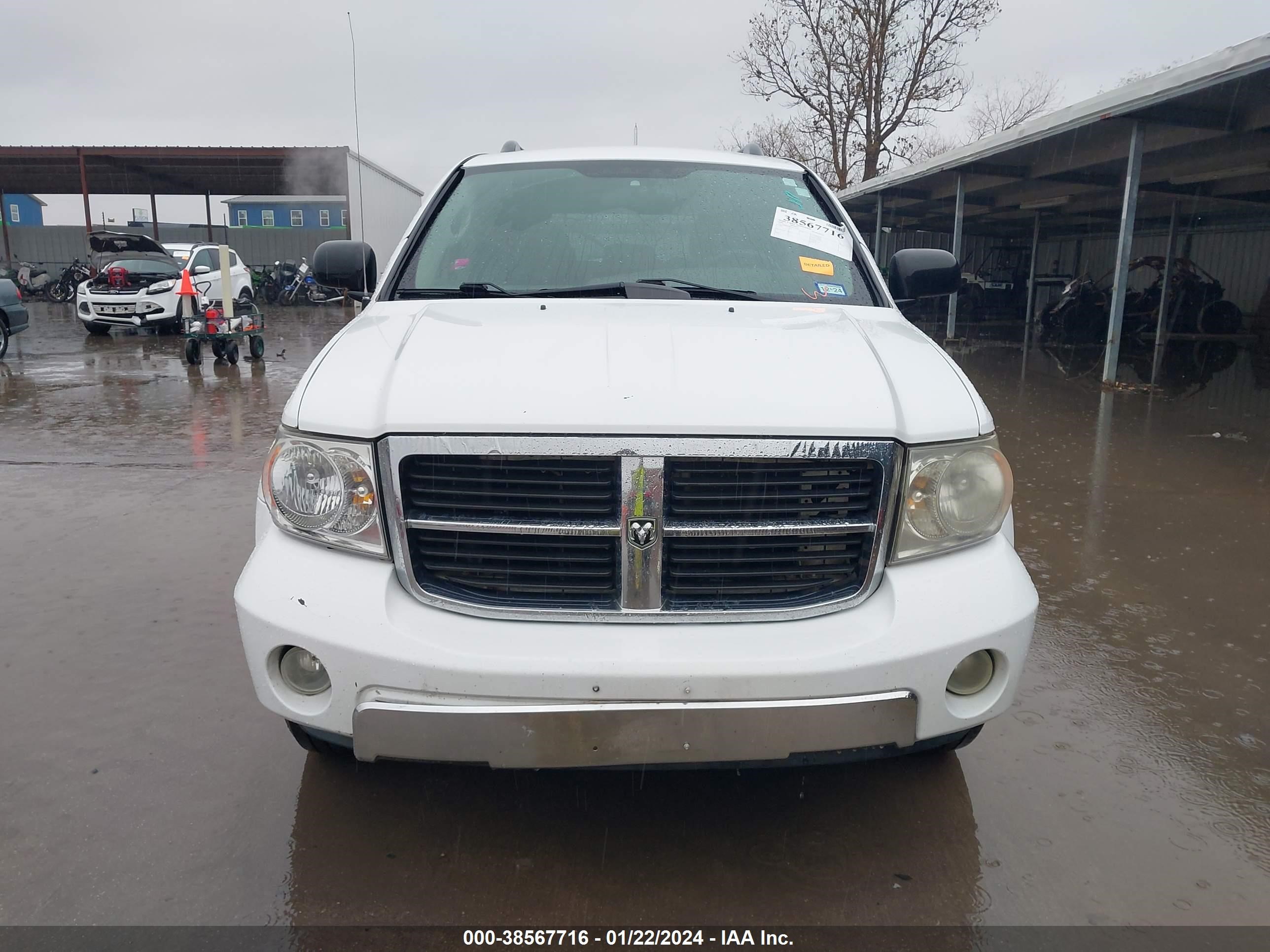 Photo 11 VIN: 1D8HD48N48F109277 - DODGE DURANGO 