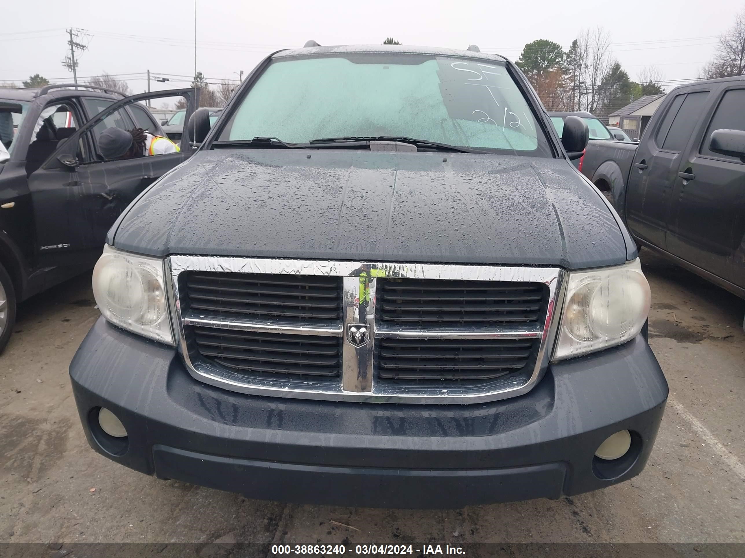 Photo 11 VIN: 1D8HD48N68F150753 - DODGE DURANGO 