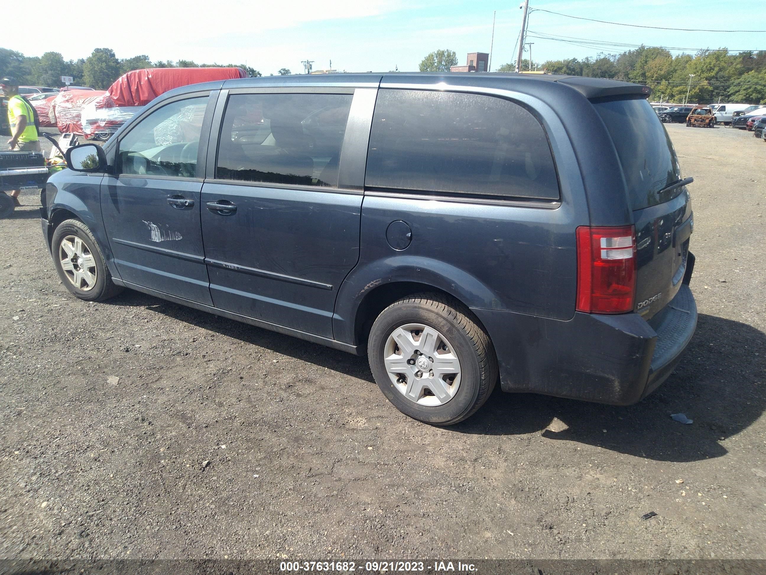 Photo 2 VIN: 1D8HN44E59B518934 - DODGE CARAVAN 