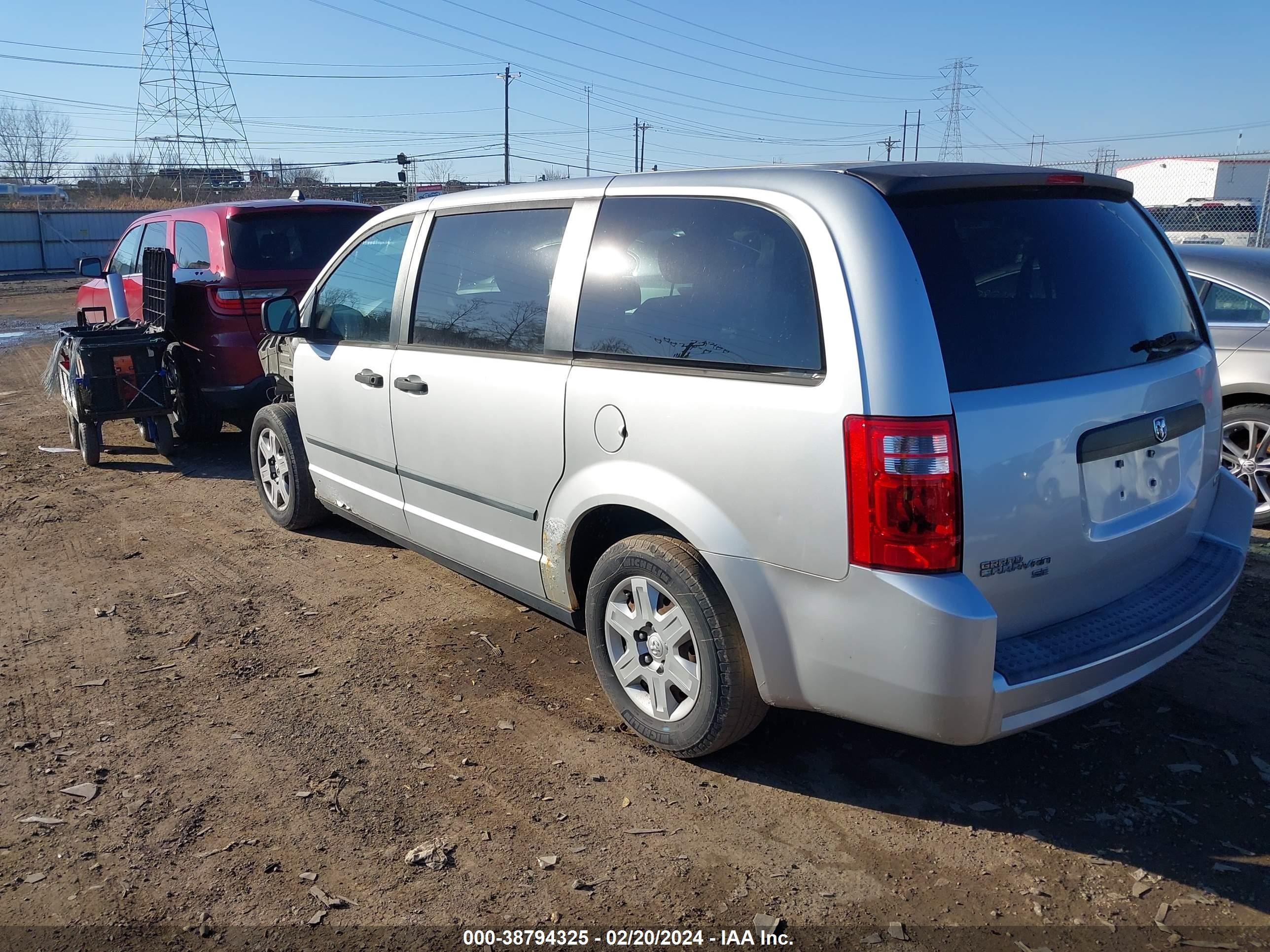 Photo 2 VIN: 1D8HN44H78B107687 - DODGE CARAVAN 