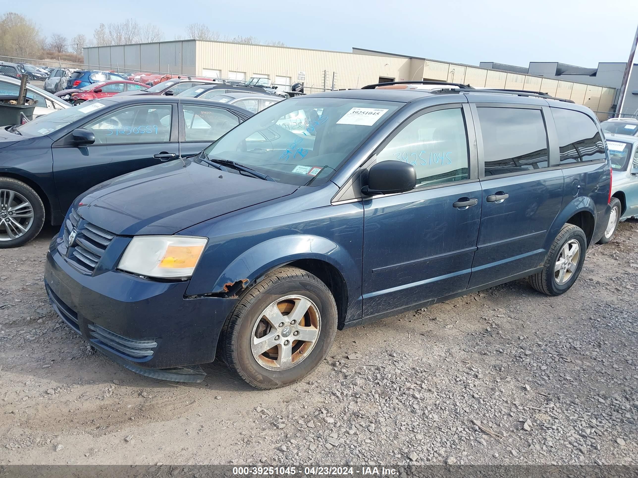 Photo 1 VIN: 1D8HN44H78B185256 - DODGE CARAVAN 