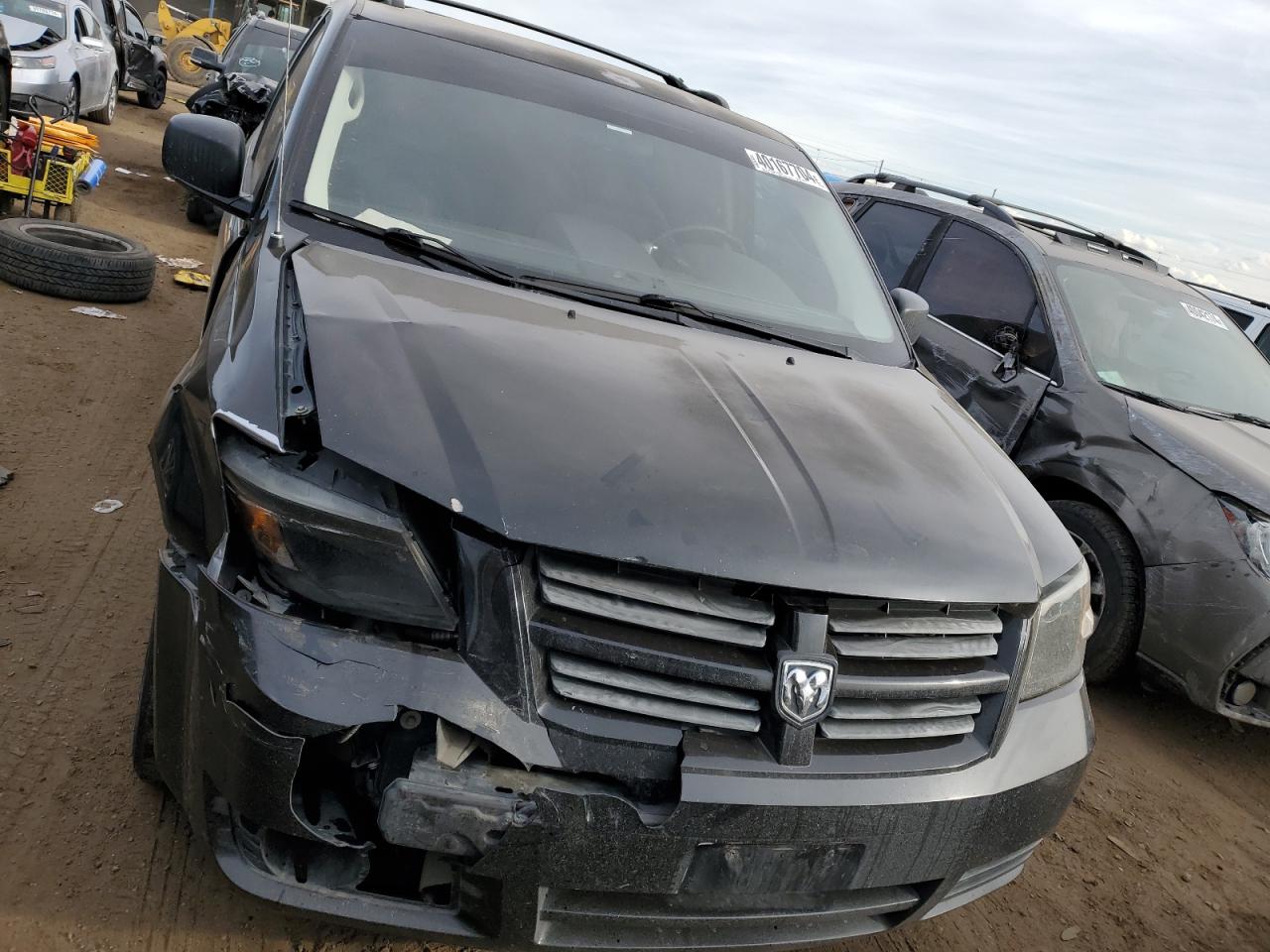 Photo 4 VIN: 1D8HN44H98B183377 - DODGE CARAVAN 