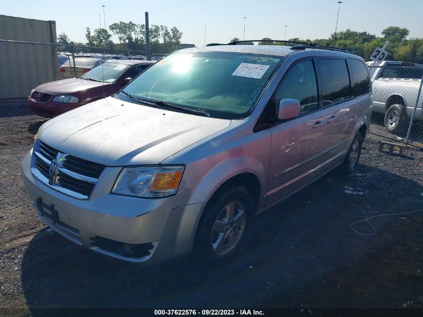 Photo 1 VIN: 1D8HN54P18B173049 - DODGE CARAVAN 