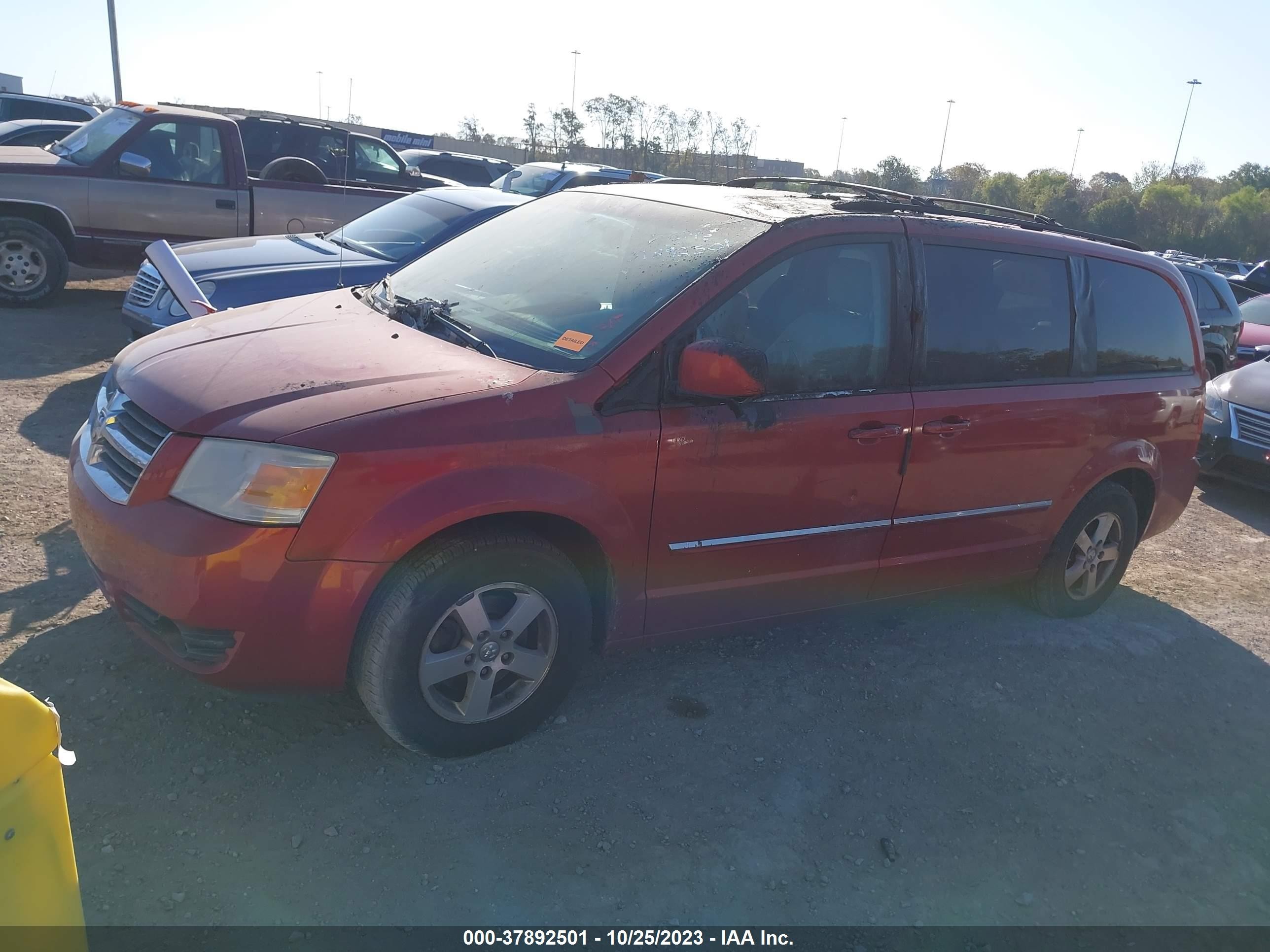 Photo 1 VIN: 1D8HN54P18B176548 - DODGE CARAVAN 