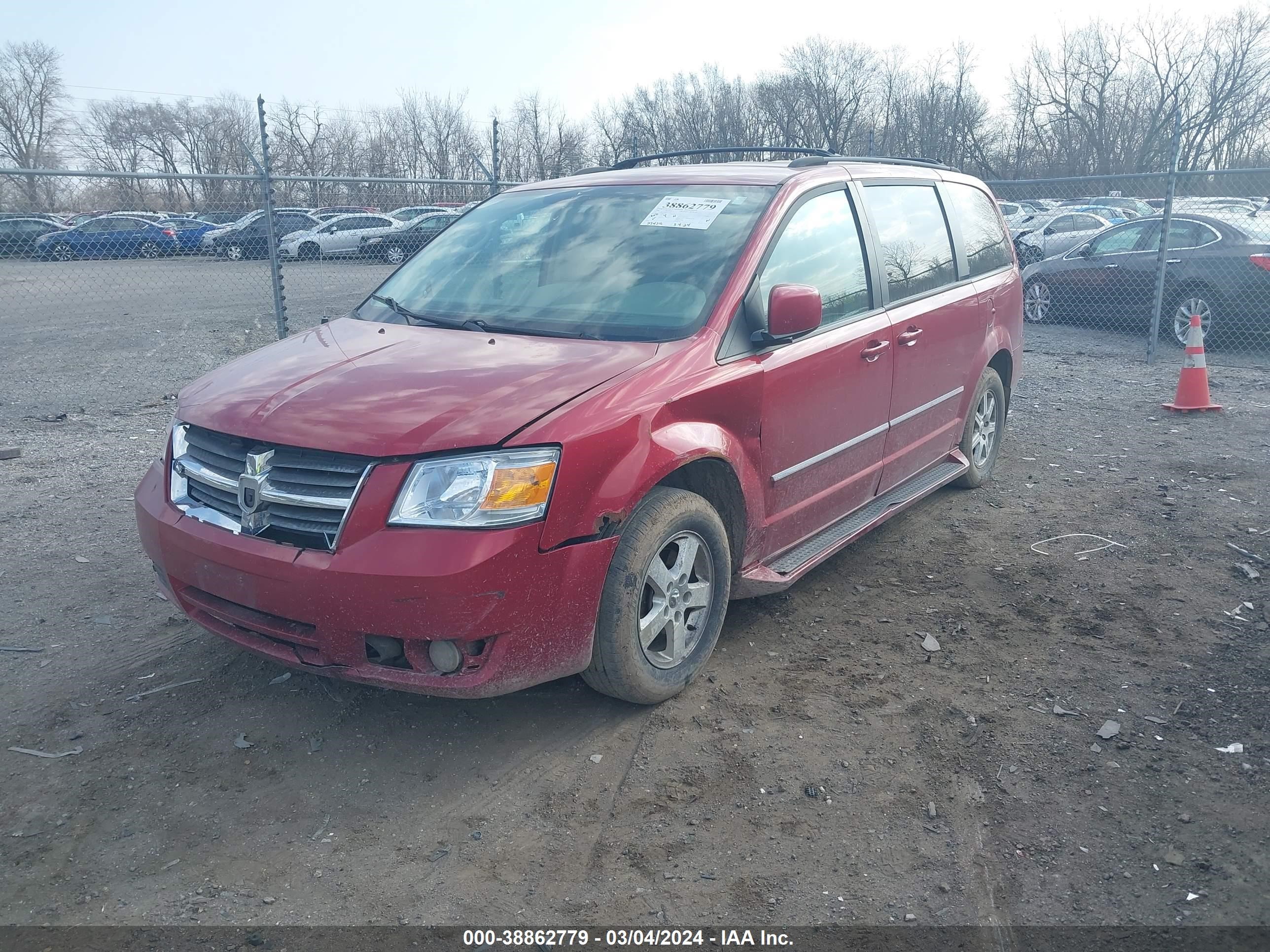 Photo 1 VIN: 1D8HN54P28B147351 - DODGE CARAVAN 