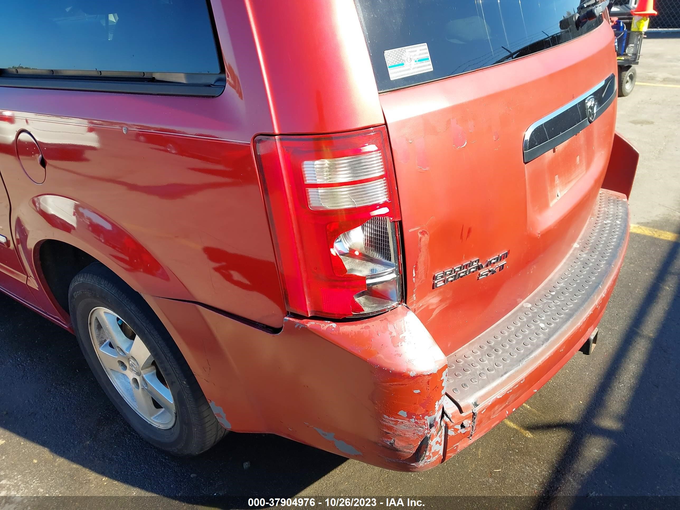 Photo 5 VIN: 1D8HN54P28B188871 - DODGE CARAVAN 