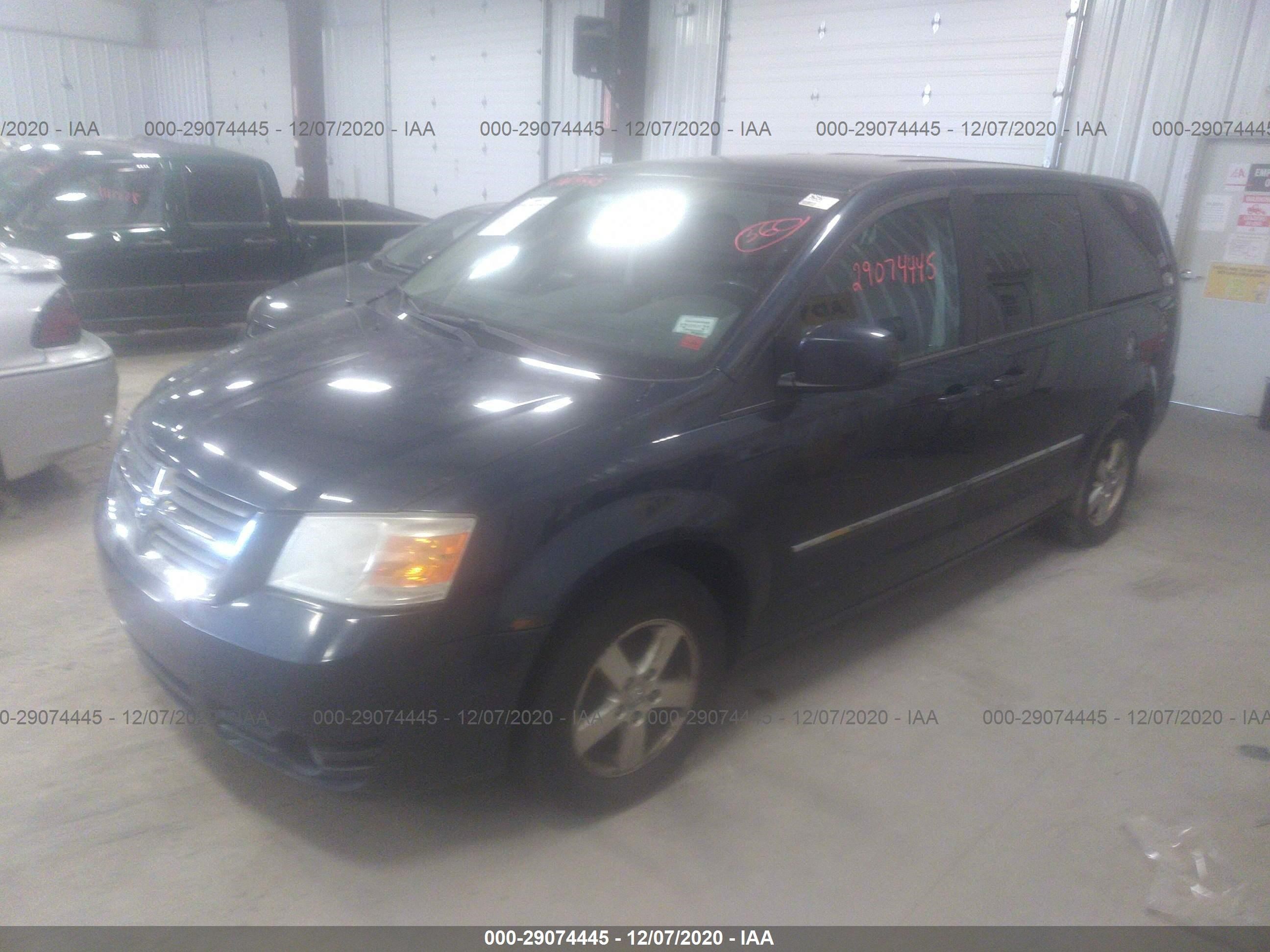 Photo 1 VIN: 1D8HN54P48B144368 - DODGE CARAVAN 