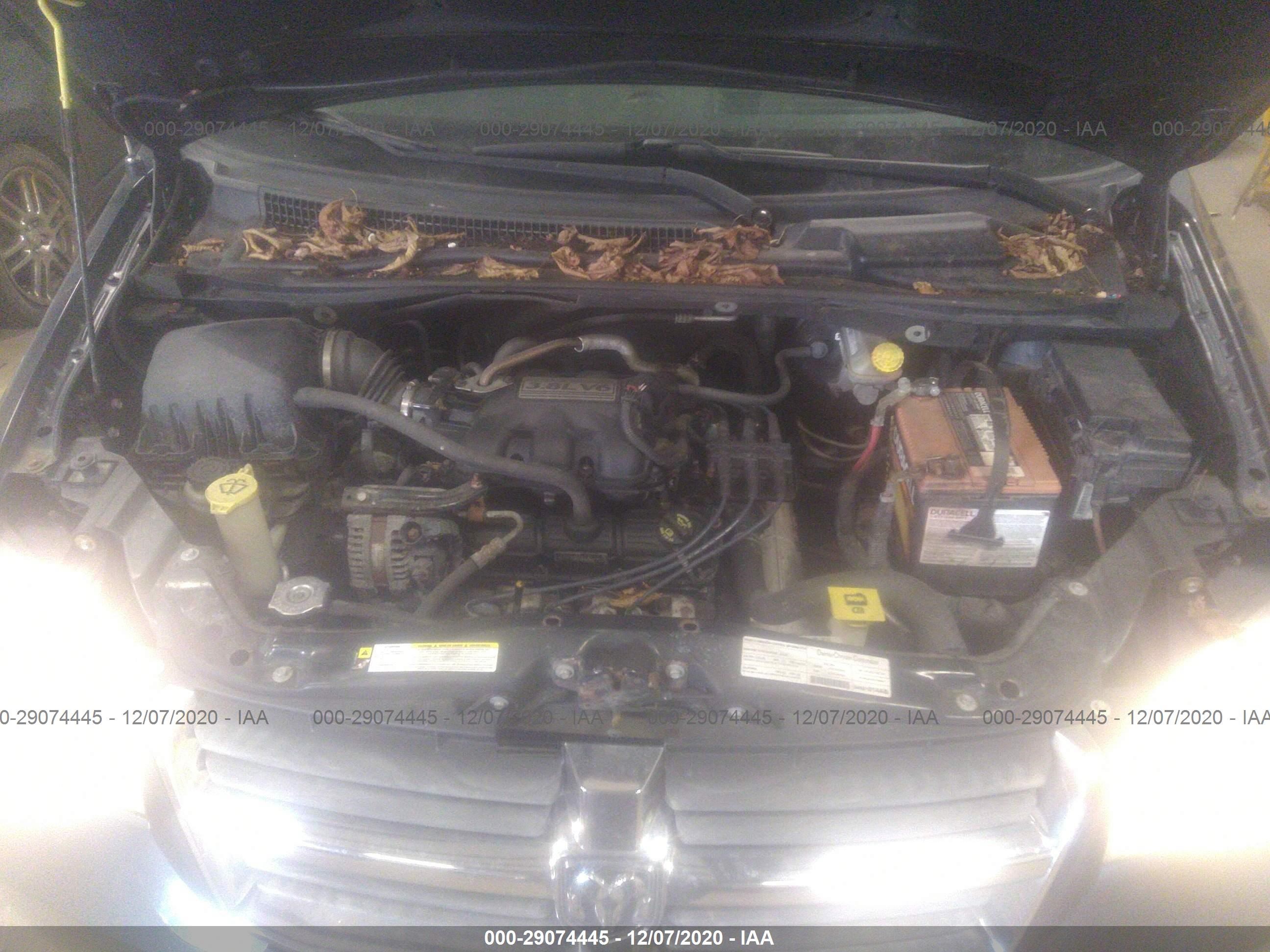 Photo 9 VIN: 1D8HN54P48B144368 - DODGE CARAVAN 