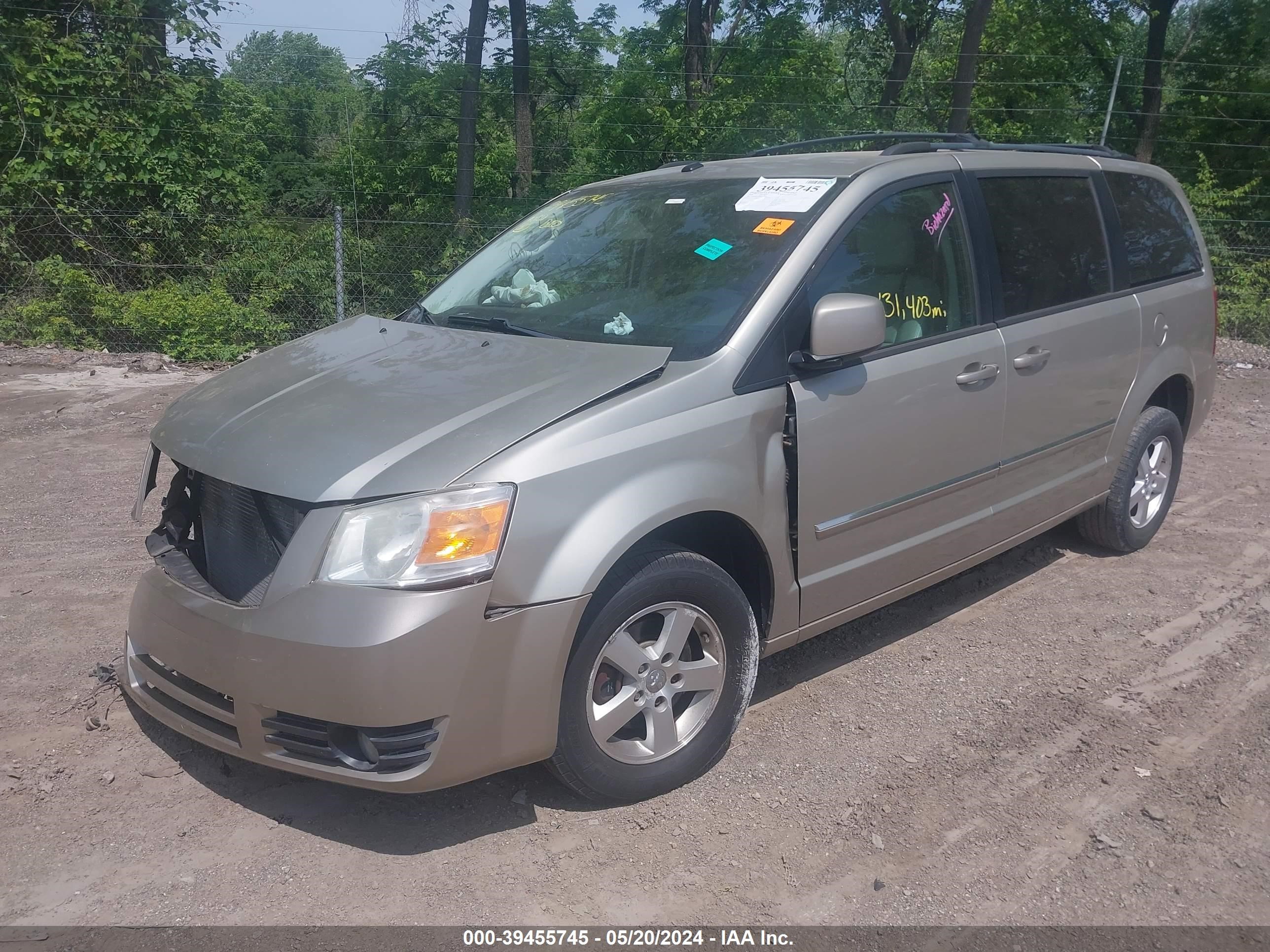 Photo 11 VIN: 1D8HN54P88B115438 - DODGE CARAVAN 