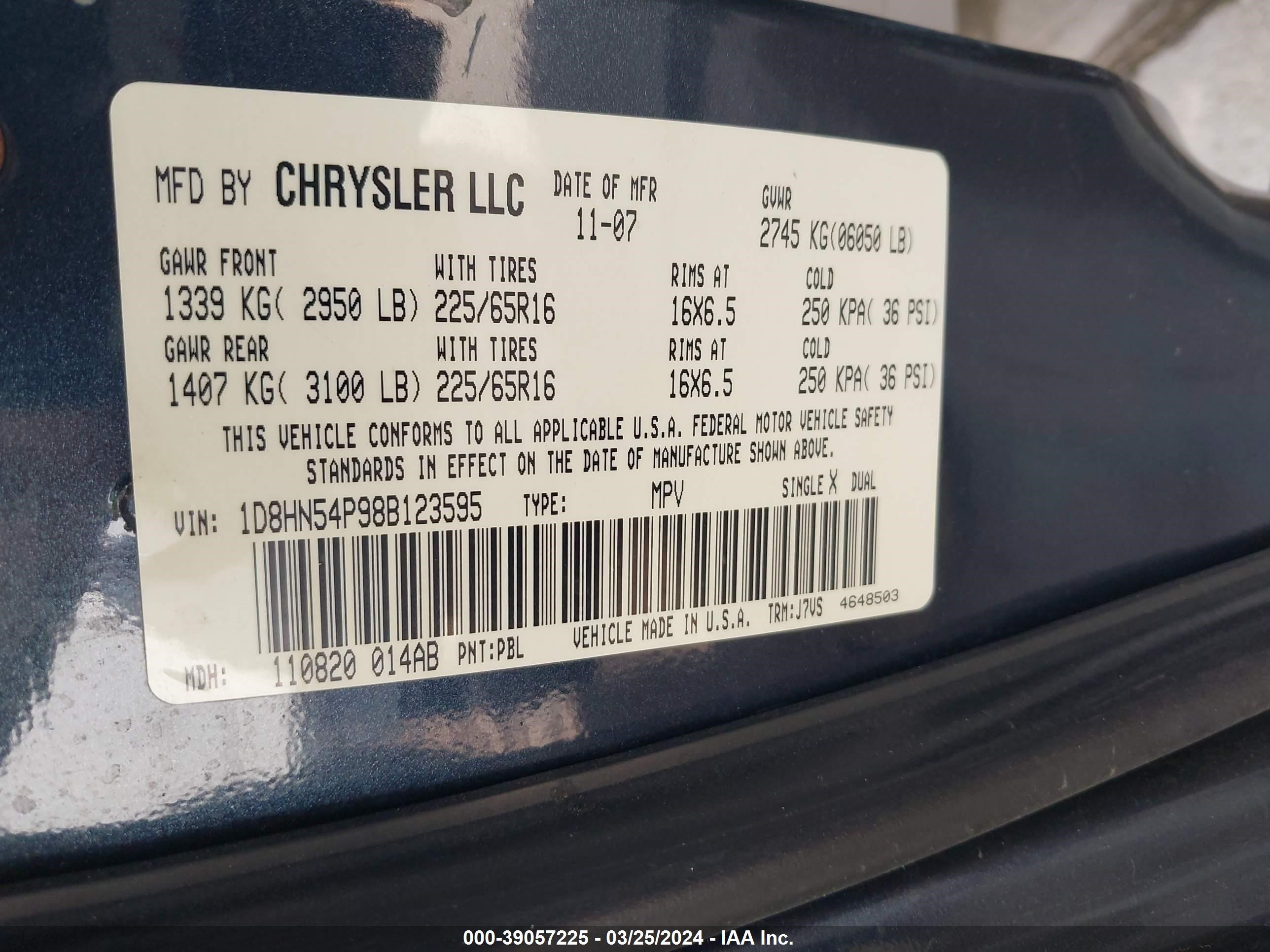 Photo 8 VIN: 1D8HN54P98B123595 - DODGE CARAVAN 