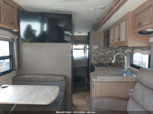 Photo 7 VIN: 1F65F5DYXJ0A07737 - FORD MOTORHOME CHASSIS 