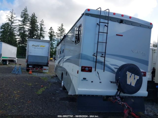 Photo 2 VIN: 1F66F5DY4J0A22335 - FORD MOTORHOME CHASSIS 