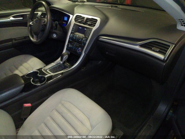 Photo 4 VIN: 1FA6P0G70E5402366 - FORD FUSION 