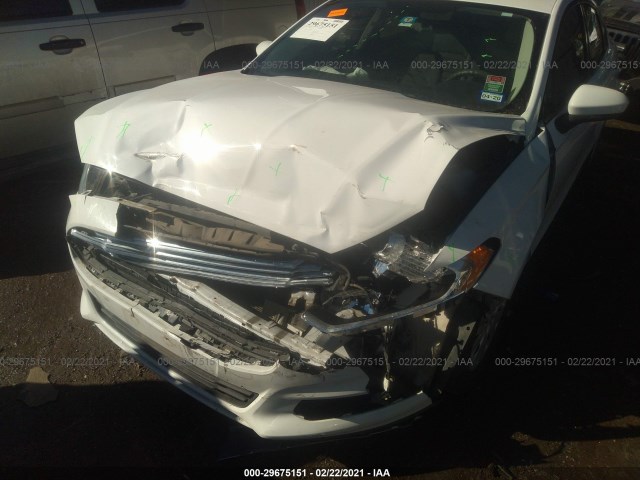 Photo 5 VIN: 1FA6P0G73E5358556 - FORD FUSION 