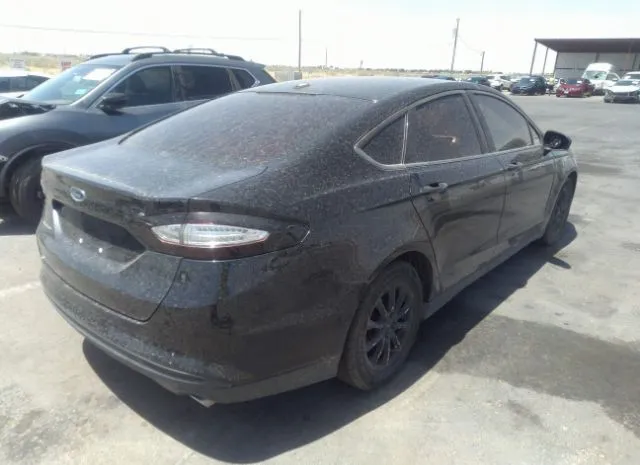 Photo 3 VIN: 1FA6P0G74F5113220 - FORD FUSION 