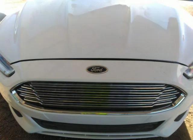 Photo 5 VIN: 1FA6P0G77E5401246 - FORD FUSION 