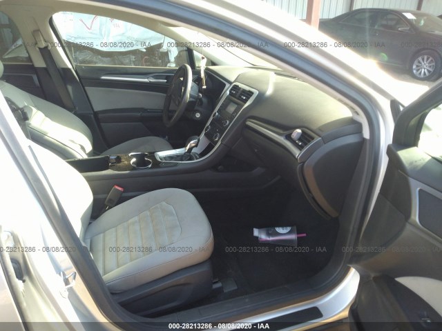 Photo 4 VIN: 1FA6P0G79F5105338 - FORD FUSION 