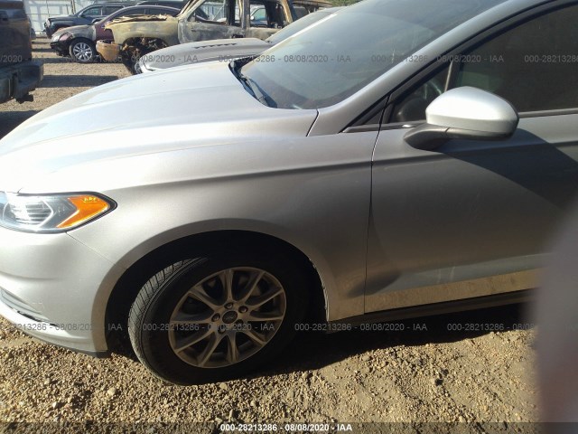 Photo 5 VIN: 1FA6P0G79F5105338 - FORD FUSION 