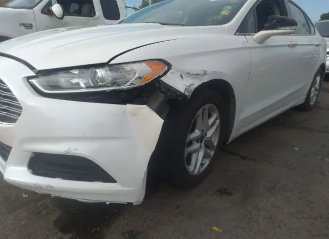 Photo 5 VIN: 1FA6P0H70E5372736 - FORD FUSION 